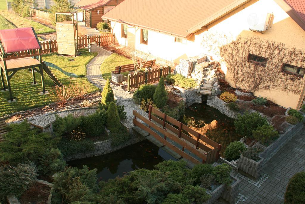 Hotel Kuznia Oberza Polska Łysomice Kültér fotó