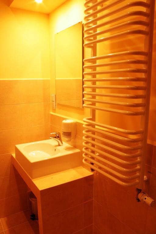 Hotel Kuznia Oberza Polska Łysomice Szoba fotó