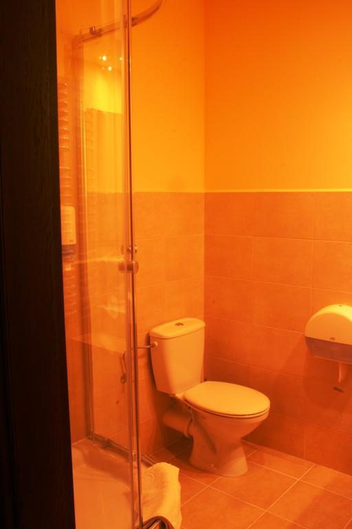Hotel Kuznia Oberza Polska Łysomice Szoba fotó