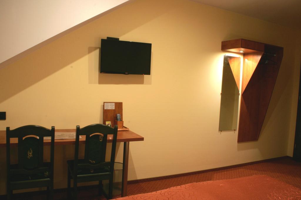 Hotel Kuznia Oberza Polska Łysomice Szoba fotó